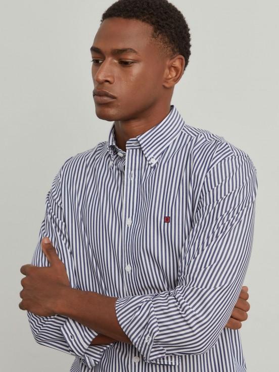 Slim fit striped shirt