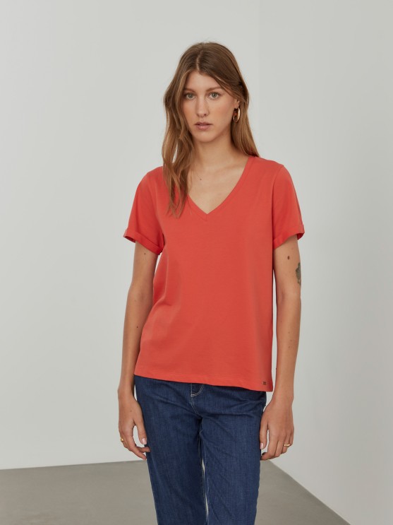 Basic T-shirt