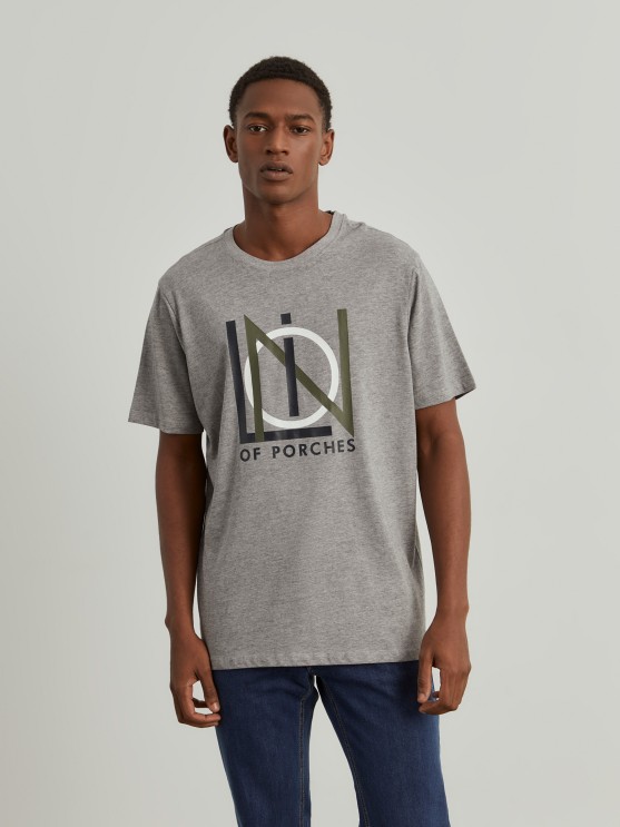 T-shirt com estampado
