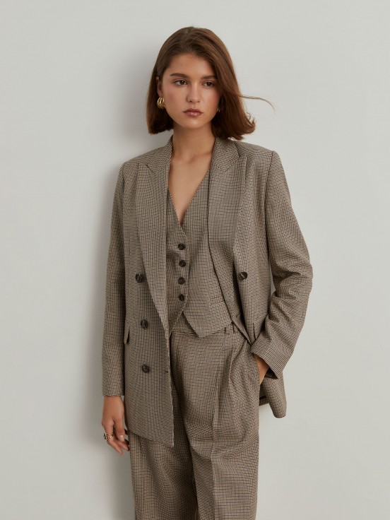 Double-breasted houndstooth blazer