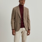 Man's slim fit blazer with herringbone pattern and pockets