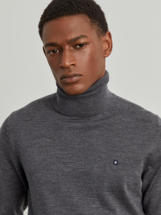 Merino wool turtleneck sweater