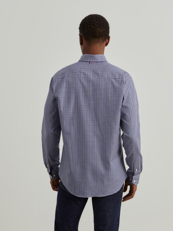 Camisa slim fit de algodo com padro de xadrez