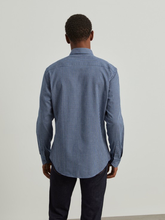 Slim fit shirt