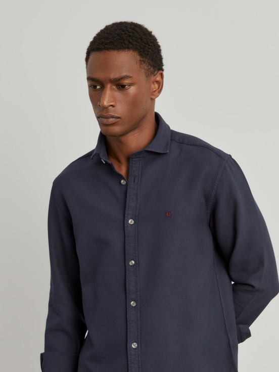 Slim fit shirt