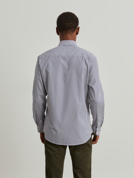 Slim fit shirt