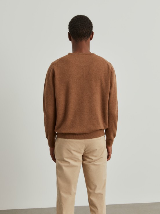 Wool pullover