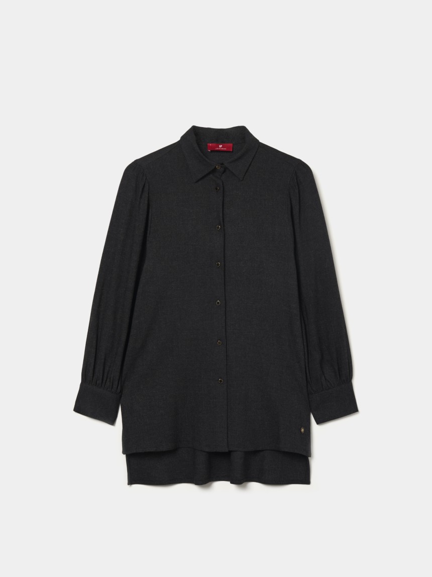 Camisa oversize assim�trica