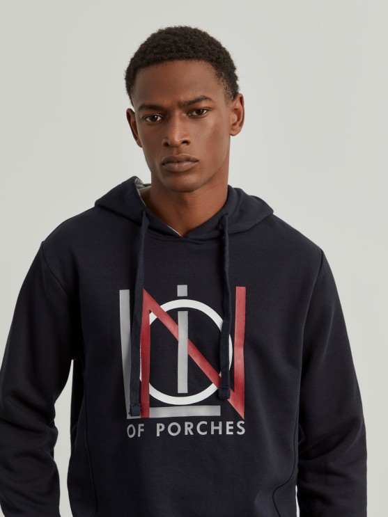 Sweater com capuz