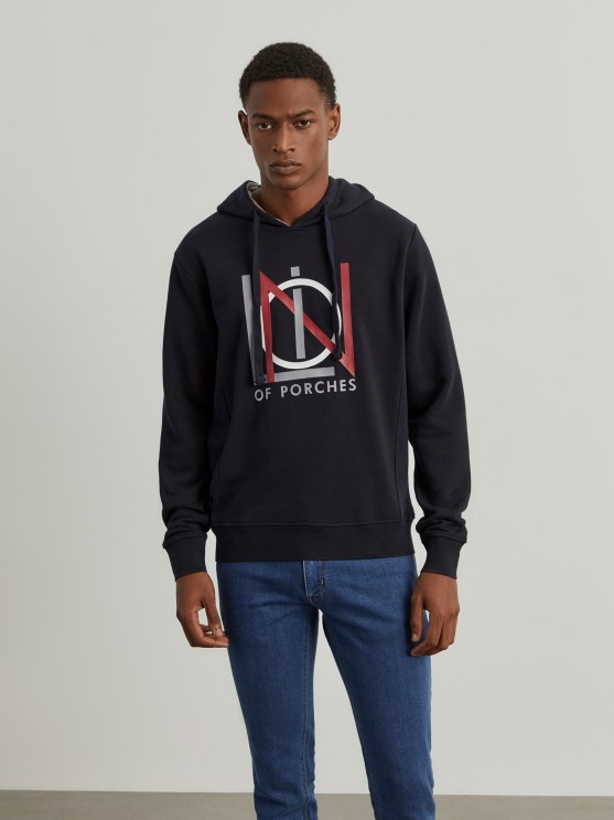 Sweater com capuz
