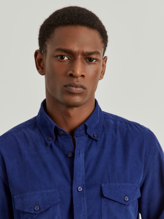 Camisa slim fit de bombazine