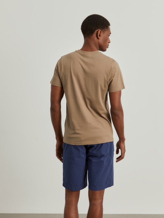 T-shirt com estampado