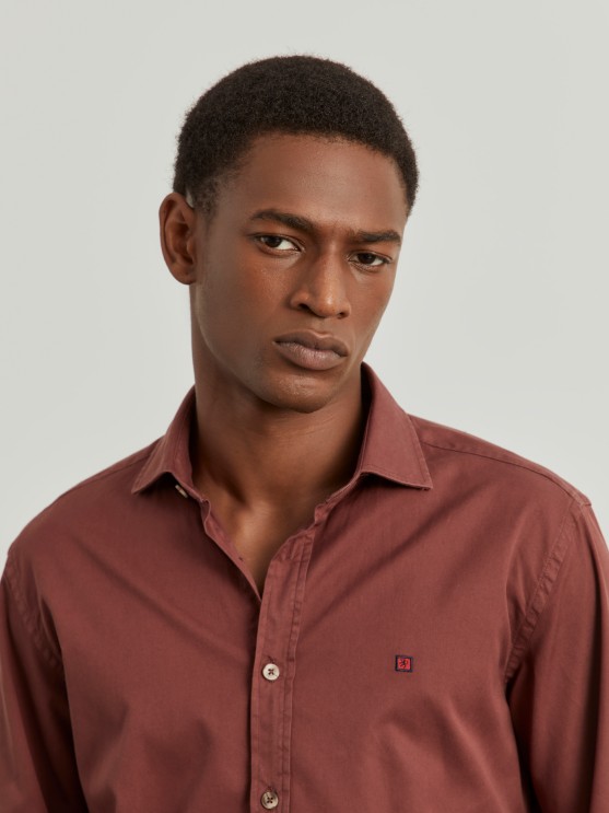 Slim fit shirt