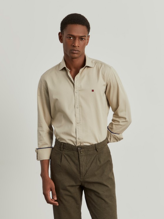 Slim fit shirt