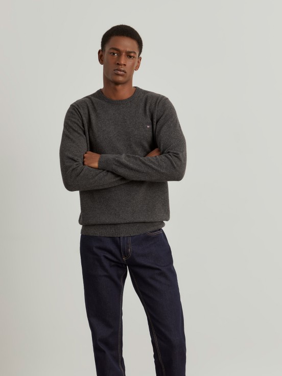 Wool blend pullover