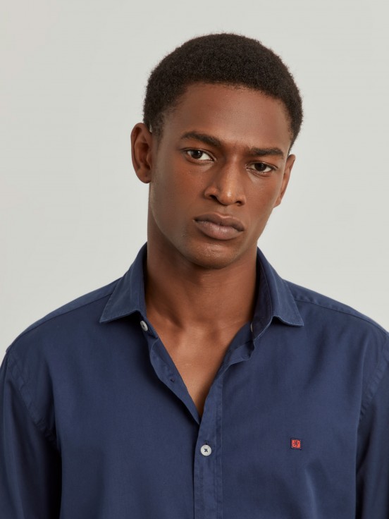 Slim fit shirt