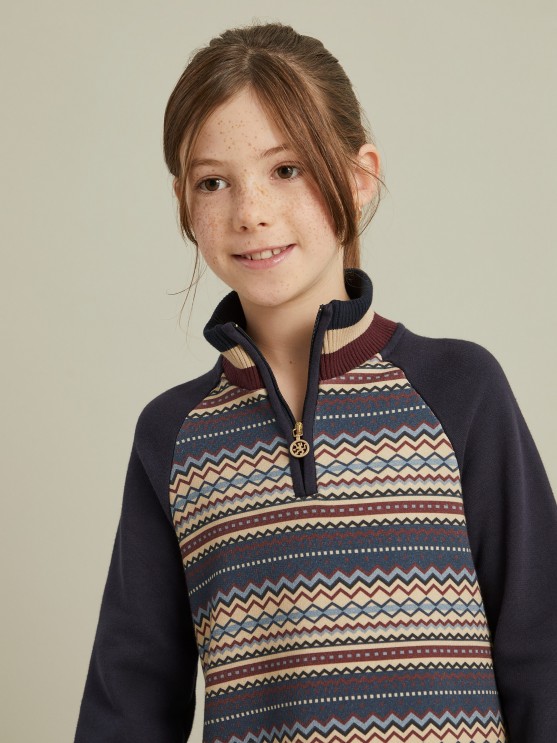 Knitted dress with pattern