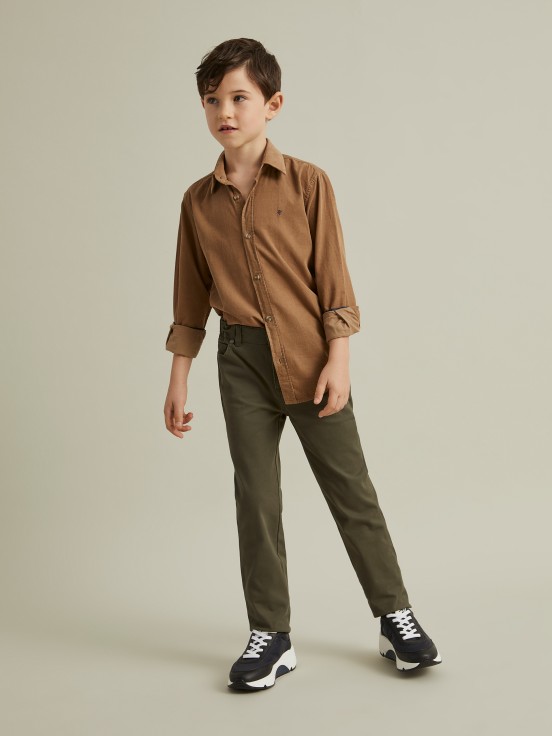 Pantaln regular fit de sarga
