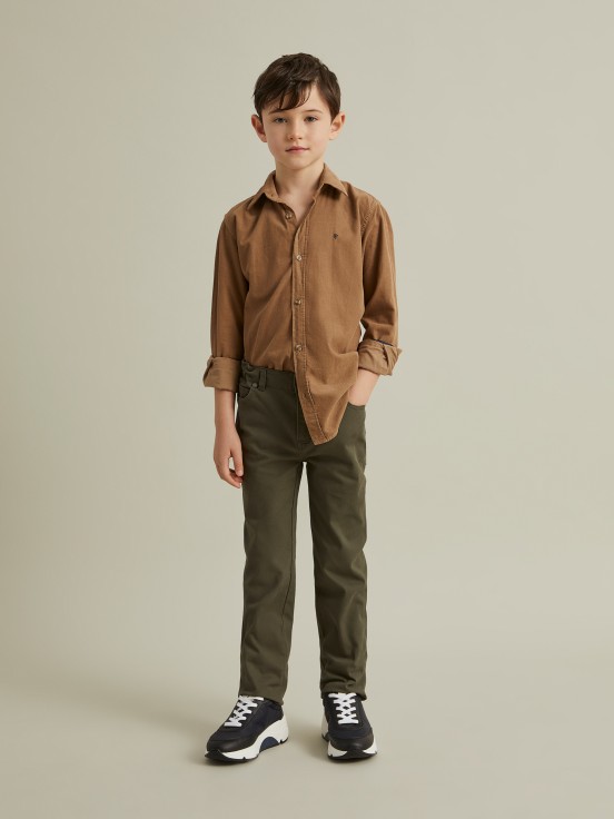 Pantaln regular fit de sarga