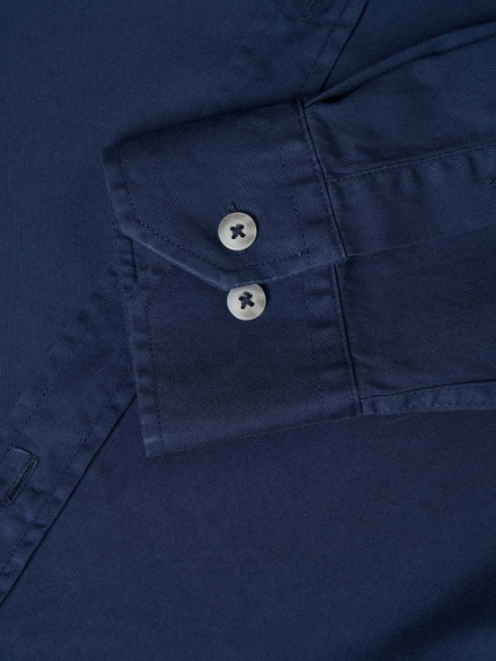Slim fit shirt