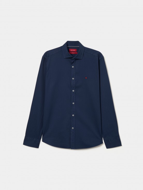 Slim fit shirt