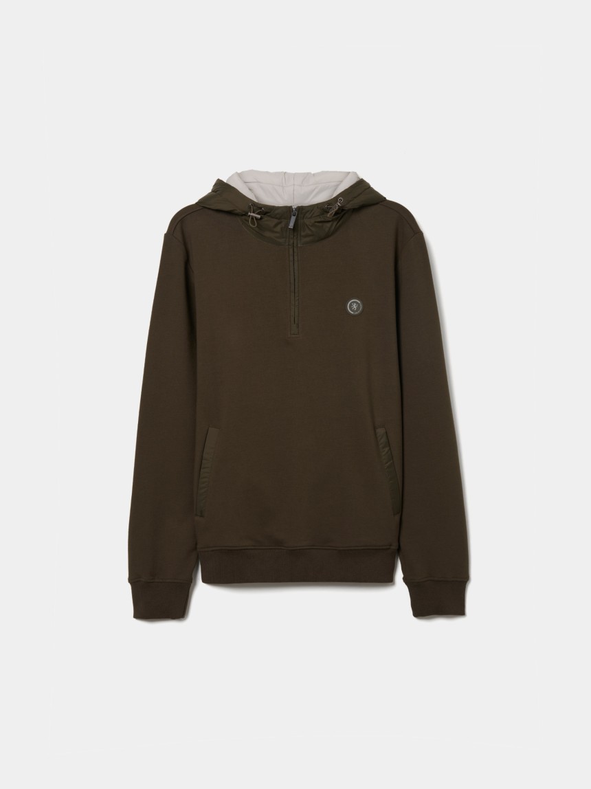 Sweater com Capuz