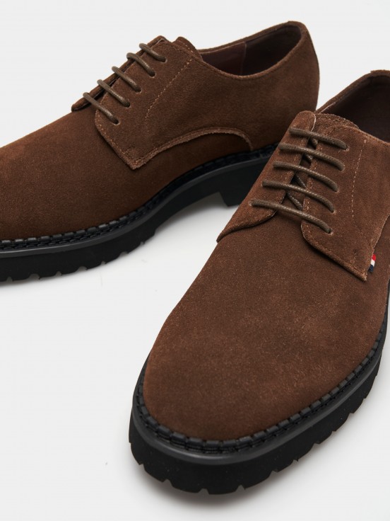 Zapatos con cordones de ante