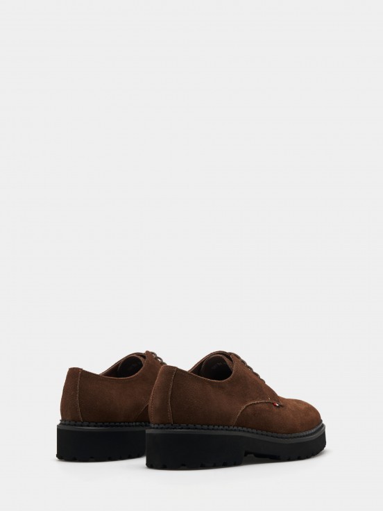 Zapatos con cordones de ante