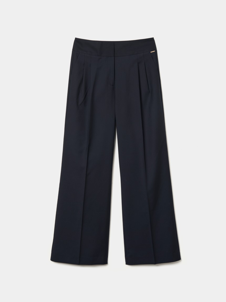 Wide leg pants