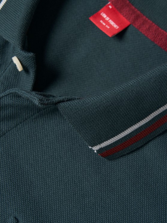 Polo de piqu de corte entallado