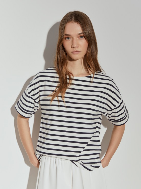 T-shirt s riscas