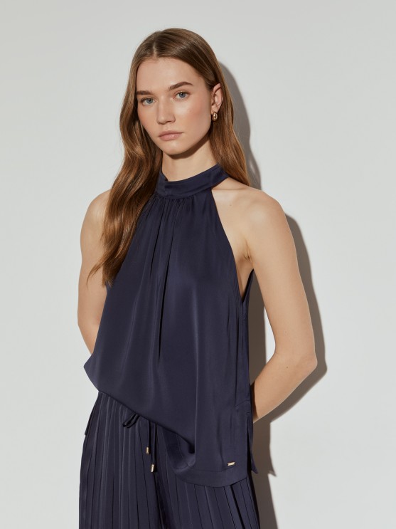 Halter top