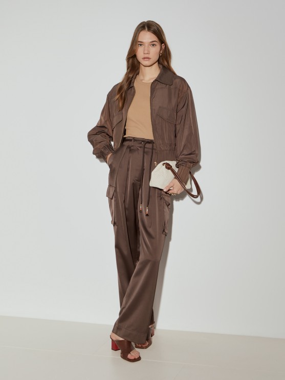 Bomber jacket with pockets