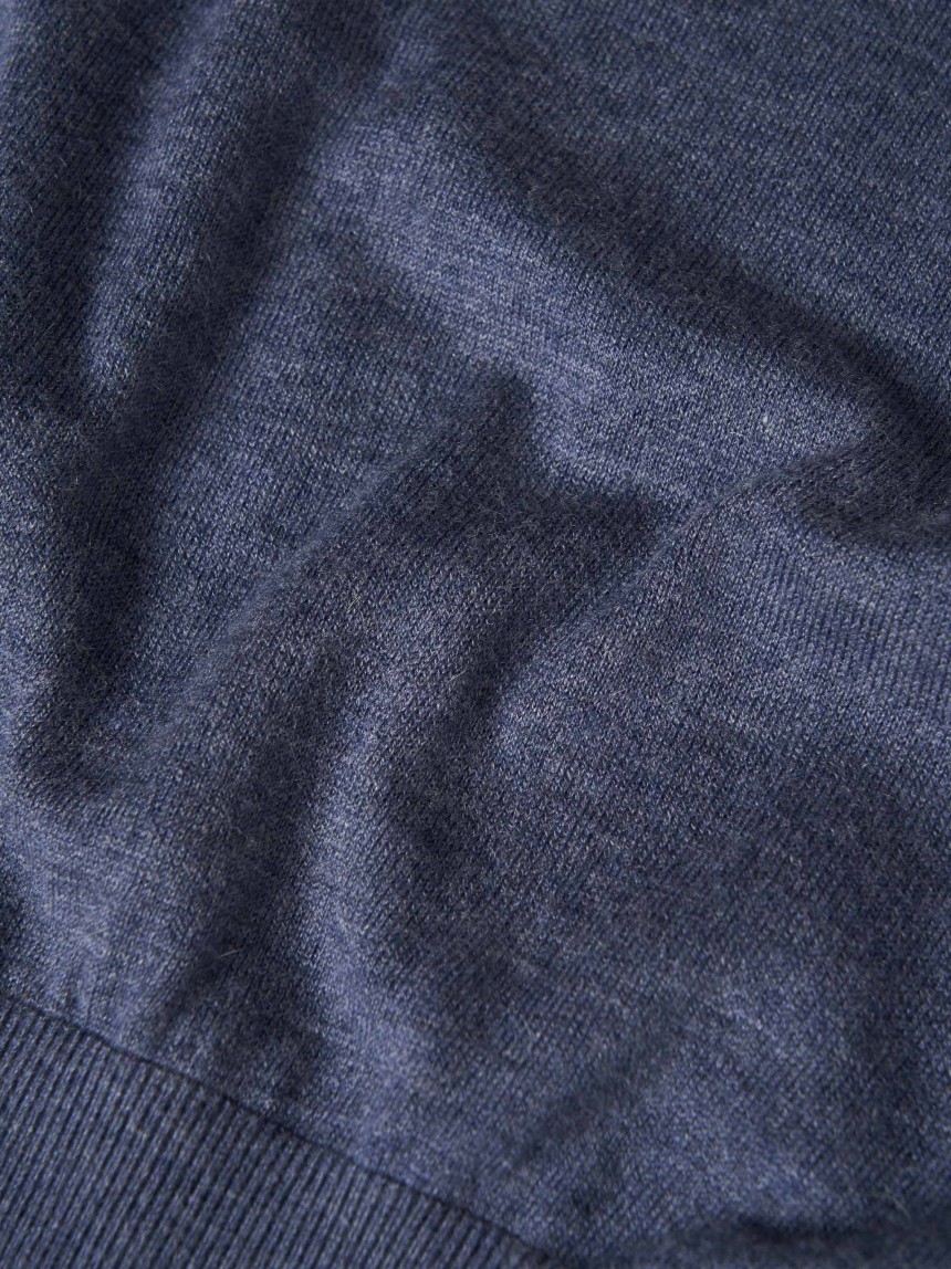 Pullover decote em V