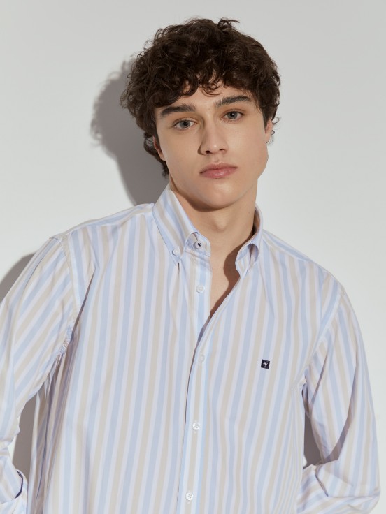 Camisa regular fit s riscas