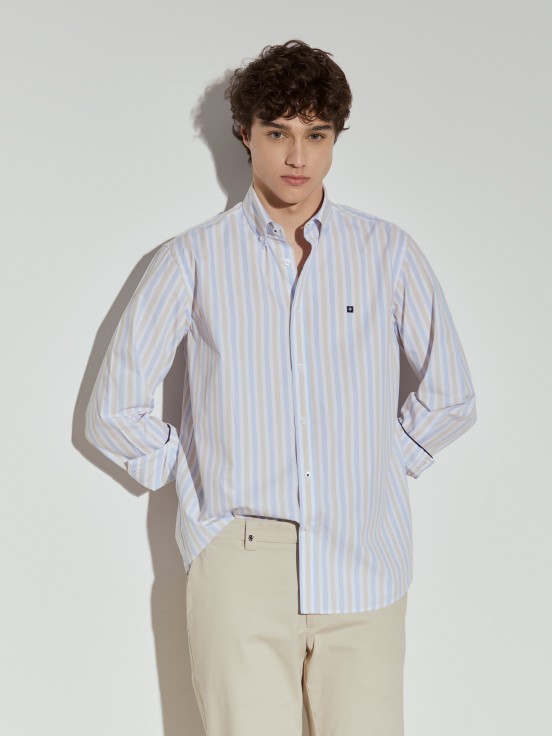 Camisa regular fit s riscas