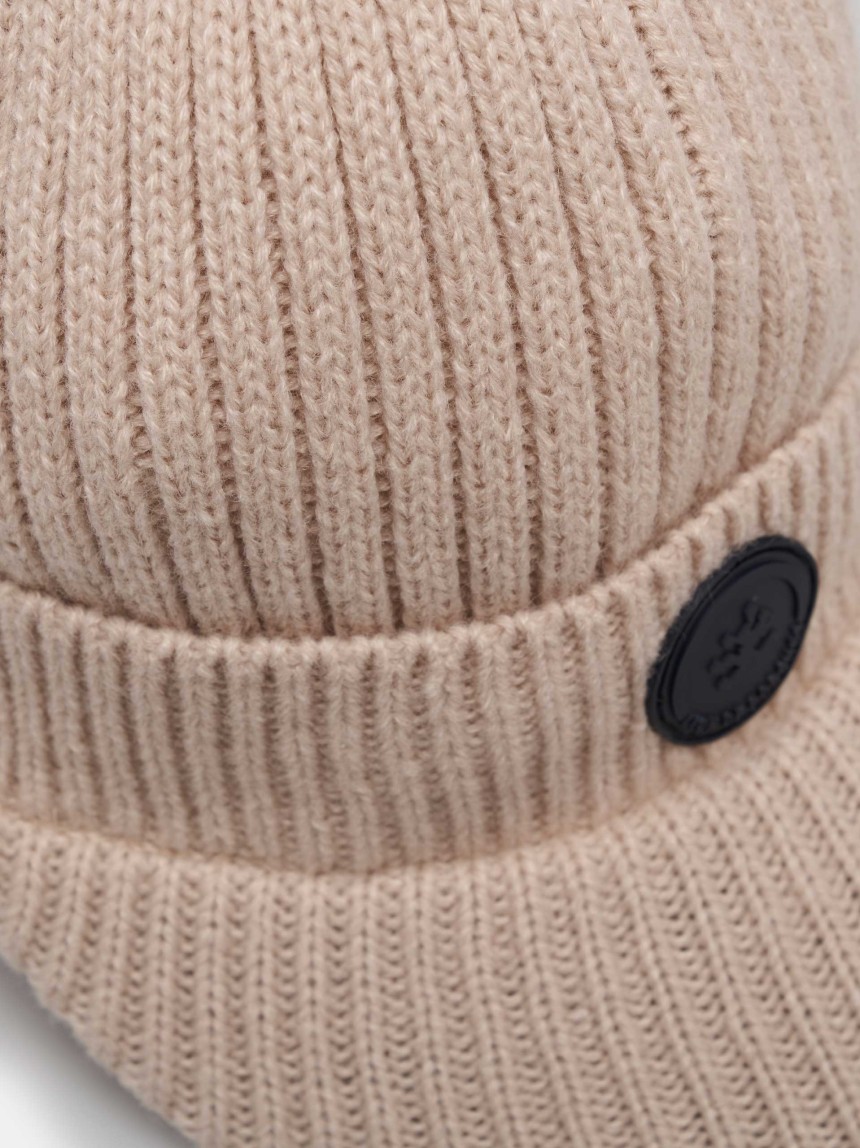 Ribbed beanie