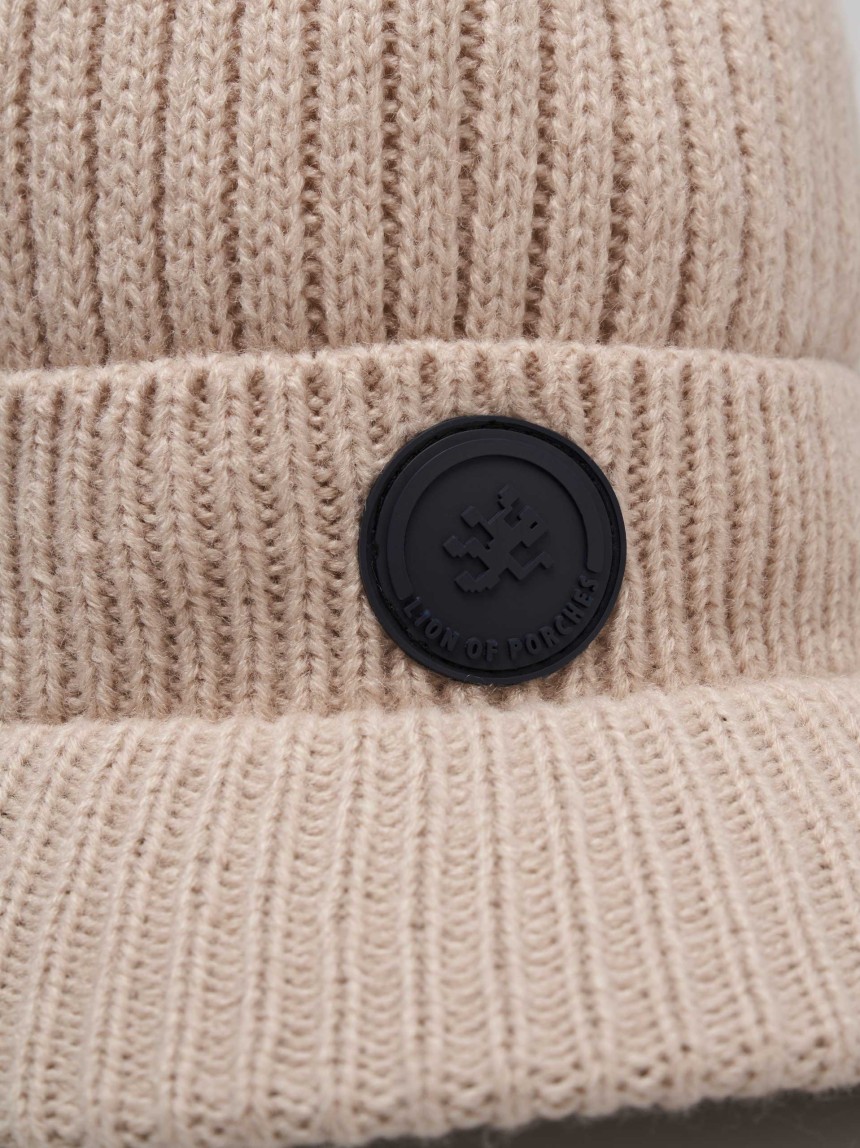 Ribbed beanie