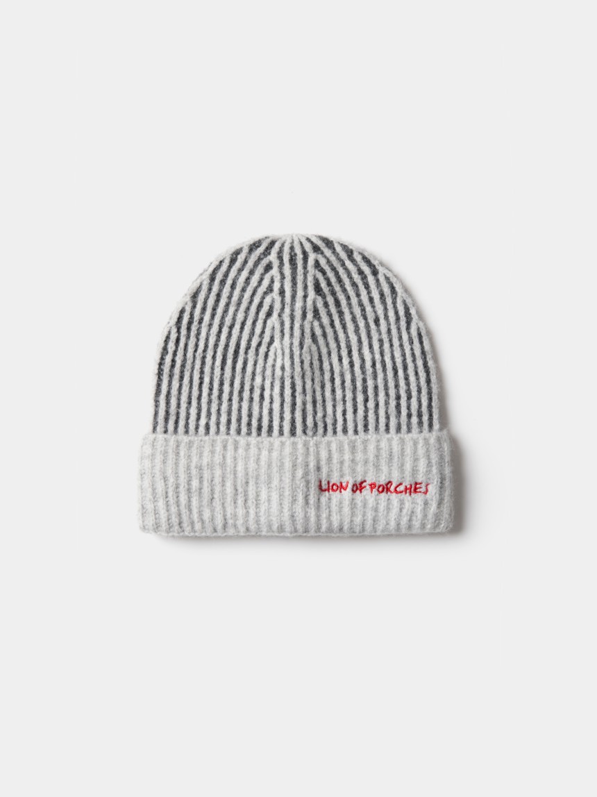 Gorro em malha canelada