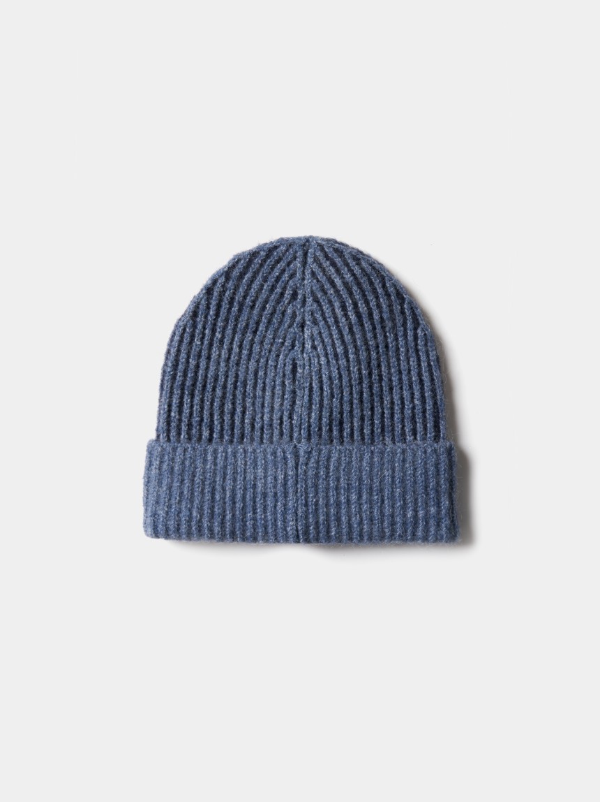Gorro em malha canelada