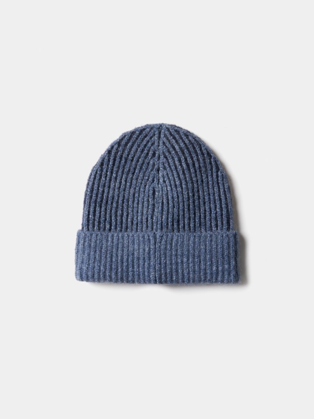 Gorro em malha canelada