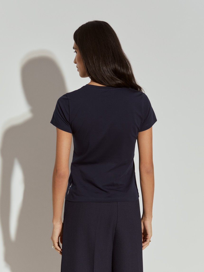 T-shirt b�sica manga curta