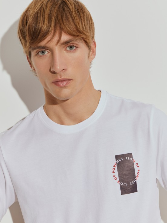 T-shirt manga curta em algodo