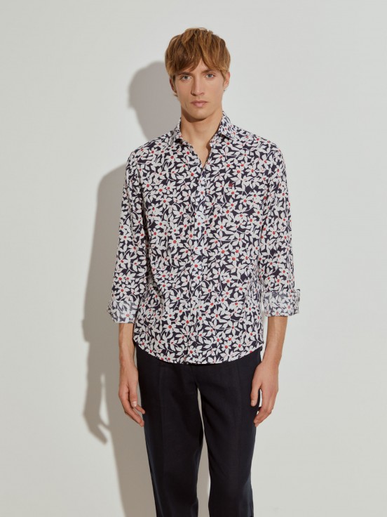 Camisa slim fit de lino con flores