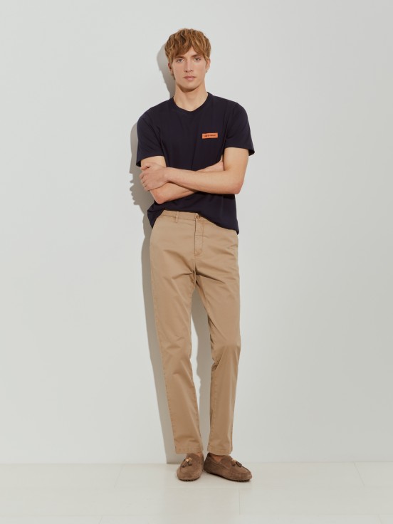 Pantaln chino regular fit