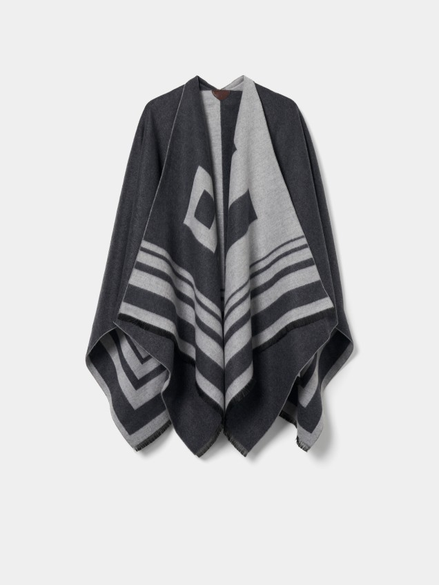 Jacquard poncho