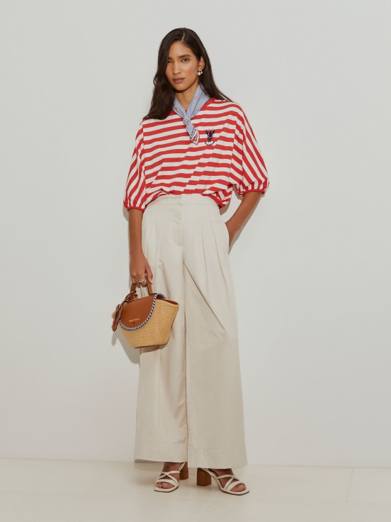 Pantaln ancho con pliegues