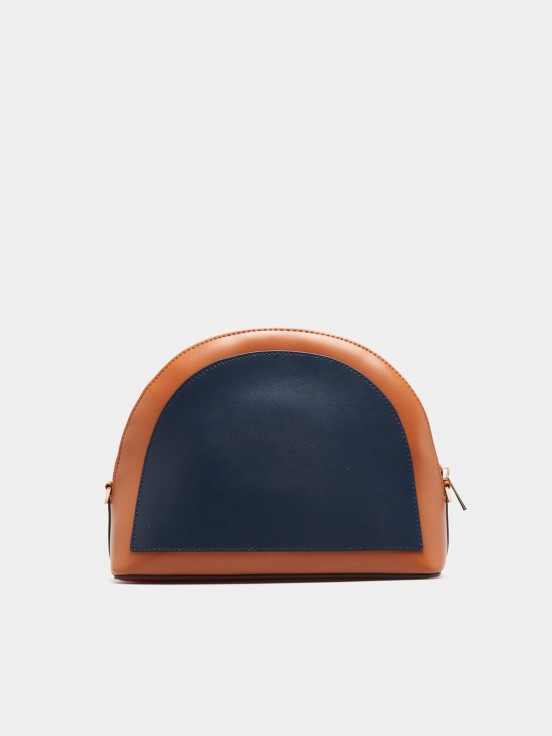Necessaire