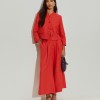 Short coat with pockets