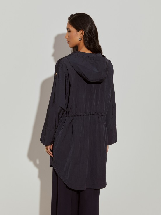 Parka con capucha